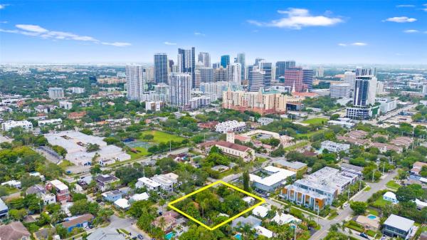 1003 NE 3rd St, Fort Lauderdale, Florida 33301, image 1