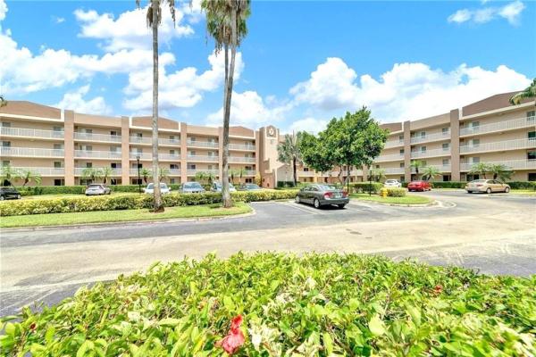 Trent At Kings Point, 7765 Trent Dr #303, Fort Lauderdale, Florida 33321, image 1
