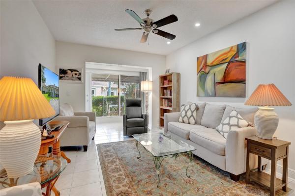 Boca Lakes, 8600 Bella Vista Dr, Boca Raton, Florida 33433, image 2