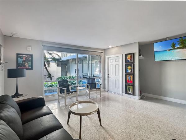 Holiday Isle Yacht Club, 741 Bayshore Dr #5S, Fort Lauderdale, Florida 33304, image 1