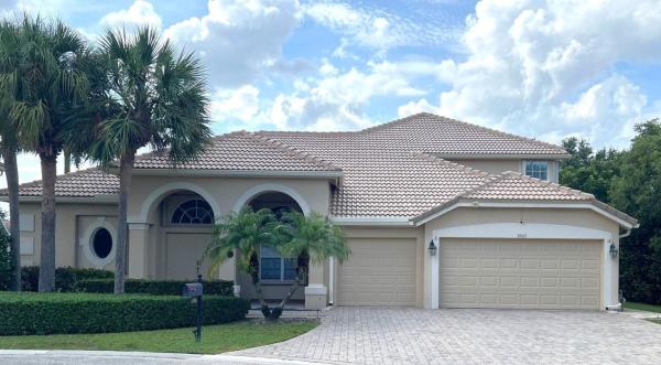 Hamilton Bay, 3602 E Hamilton Ky, West Palm Beach, Florida 33411, image 1