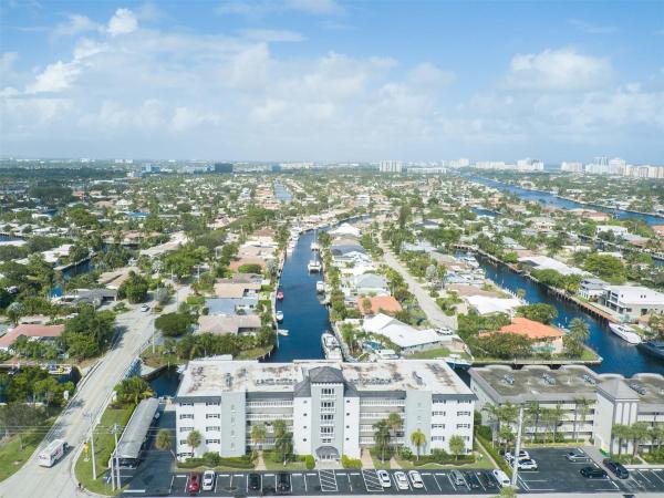 Royal Lauderdale Landings, 5100 Bayview Dr #303, Fort Lauderdale, Florida 33308, image 1