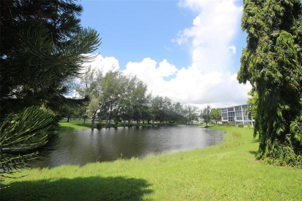 Cambridge, 1160 Cambridge G #1160, Deerfield Beach, Florida 33442, image 1