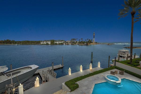 Hillsboro Shores, 2400 Bay Dr, Pompano Beach, Florida 33062, image 1