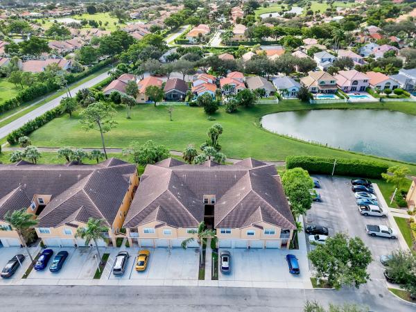 2897 Crestwood Ter #3101, Pompano Beach, Florida 33063, image 1
