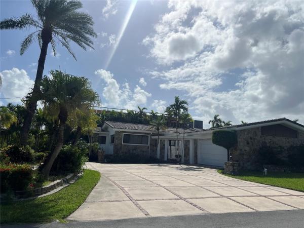 Golden Isles, 600 Hibiscus Dr, Hallandale Beach, Florida 33009, image 1
