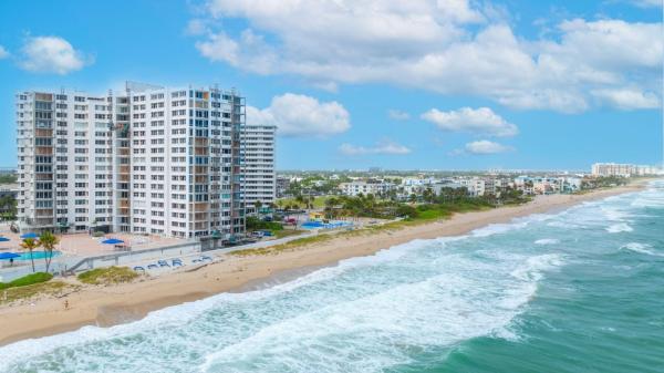 Fountainhead, 3900 N Ocean Dr #4E, Lauderdale By The Sea, Florida 33308, image 1