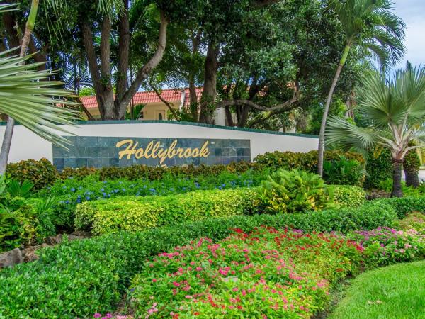 Hollybrook Golf & Tennis Club, 9423 S Hollybrook Lake Dr #306, Pembroke Pines, Florida 33025, image 1