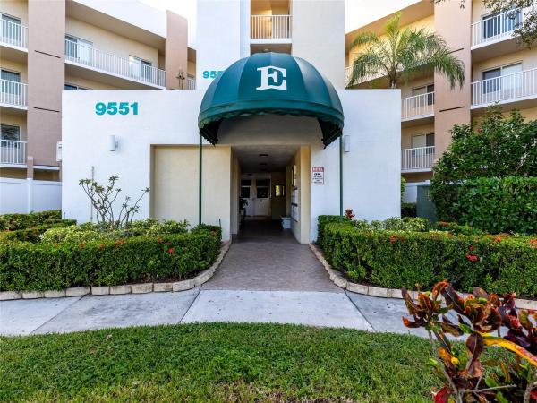Weldon At Kings Point, 9551 Weldon Cir #E-406, Fort Lauderdale, Florida 33321, image 1