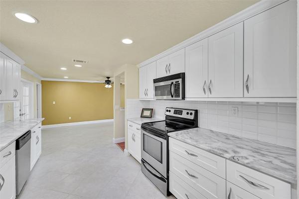 Coral Springs Country Club, 2800 NW 106th Ave, Coral Springs, Florida 33065, image 1