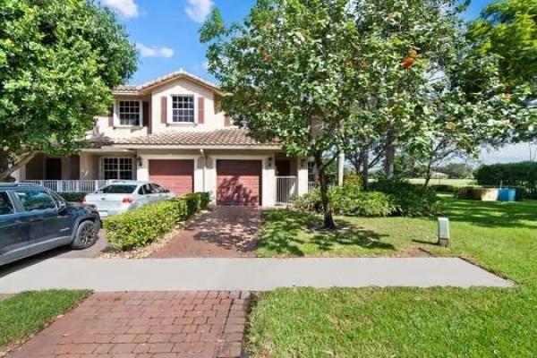 Rolling Hills Golf And Tennis Club, 3246 Fairway Cir, Davie, Florida 33328, image 1