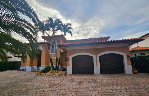 Silvercrest South, 15704 NW 81st Ct, Miami Lakes, Florida 33016, image 1
