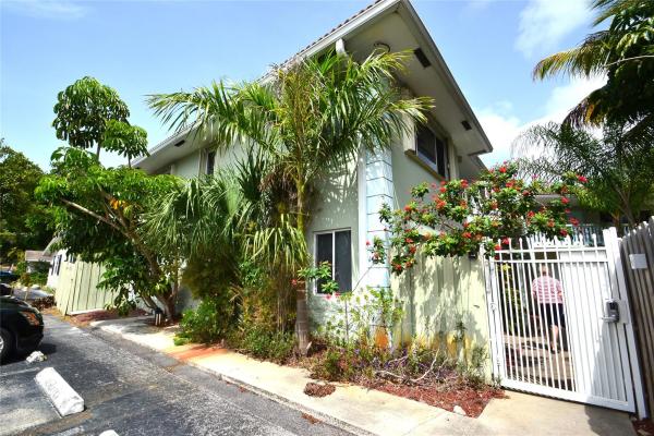 The Cascade At Holly Heights, 1423 Holly Heights Dr ##2, Fort Lauderdale, Florida 33304, image 1