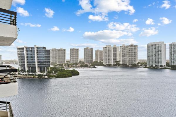 Mystic Pointe Tower 300, 3600 Mystic Pointe Dr #1402, Aventura, Florida 33180, image 1