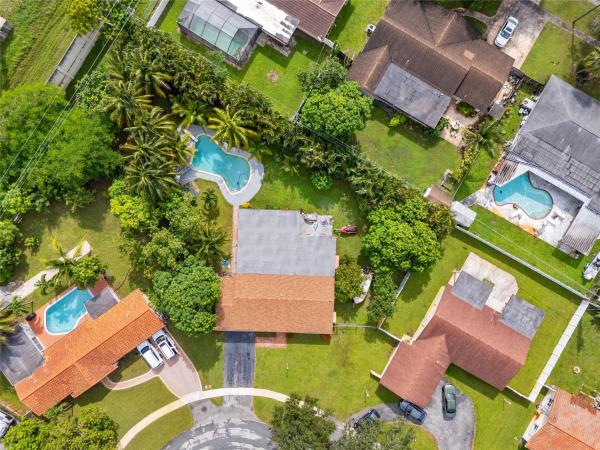Plantation Park, 5200 SW 3rd St, Plantation, Florida 33317, image 1