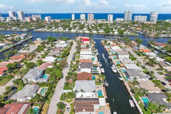 Pompano Isles, 2636 SE 13th Ct, Pompano Beach, Florida 33062, image 1