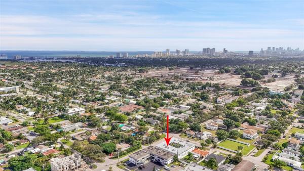 Lee, 1300 N 17th Ave #109, Hollywood, Florida 33020, image 2