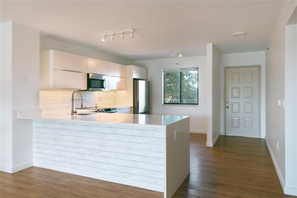 Water Chase At Cypress Bend, 2240 N Cypress Bend Dr #505, Pompano Beach, Florida 33069, image 1