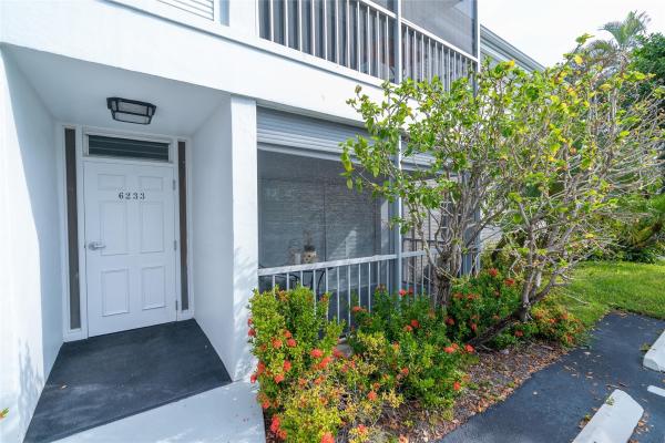 Bay Colony Club, 6233 Bay Club Dr #2, Fort Lauderdale, Florida 33308, image 1