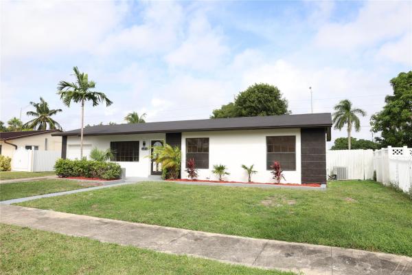 Fairway Estates, 10395 SW 152nd Ter, Palmetto Estates, Florida 33157, image 1