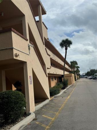Lighthouse Point Plaza, 4502 N Federal Hwy #221C, Lighthouse Point, Florida 33064, image 1