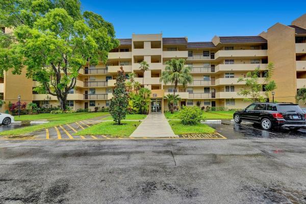 Environ 2, 3801 Environ Blvd #214, Lauderhill, Florida 33319, image 1