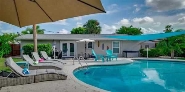Palm Beach Square, 4269 Crestdale St, Palm Beach Gardens, Florida 33410, image 1