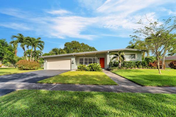 Plantation Gardens, 5751 Pine Ter, Plantation, Florida 33317, image 1