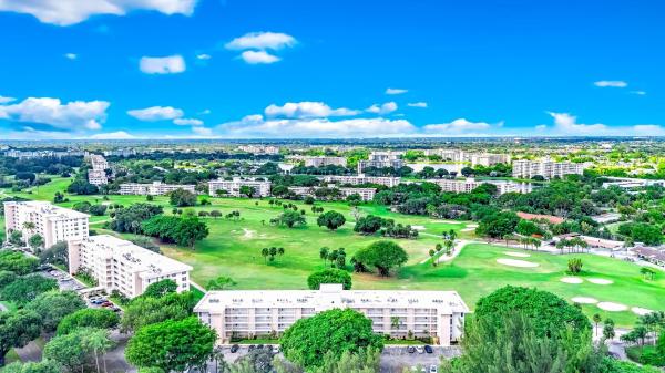 Palm-Aire Country Club 2, 2601 S Course Dr #111, Pompano Beach, Florida 33069, image 1