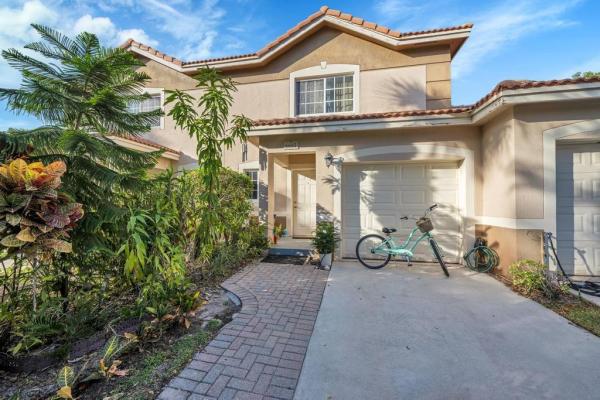 Green Cay Village, 6661 Old Farm Trl #6661, Boynton Beach, Florida 33437, image 1