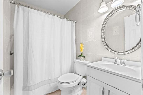 Villas Of Palm Beach, 4875 Saratoga Rd, West Palm Beach, Florida 33415, image 2