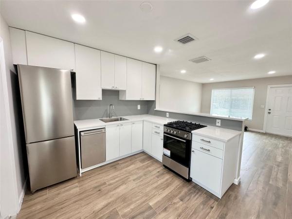 Ro-Len Acres, 512 SW 11th St #A, Hallandale Beach, Florida 33009, image 1