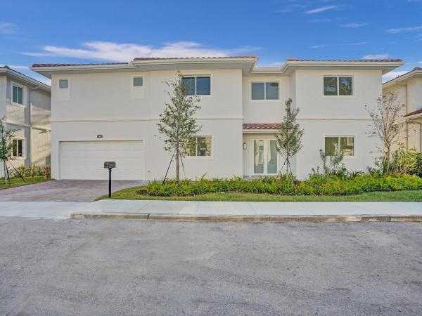 Forest View Estates, 3538 Forest View Cir, Fort Lauderdale, Florida 33312, image 1