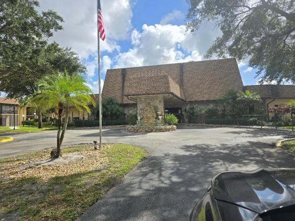 Villas At Carriage Hills, 116 Gate Rd #116, Hollywood, Florida 33024, image 1