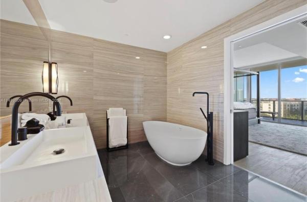 Auberge Beach Residences & Spa, 2200 N Ocean Blvd #N704, Fort Lauderdale, Florida 33305, image 1