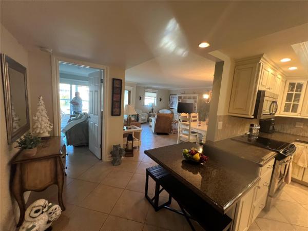 Castle Gardens, 4751 NW 21st St #2P, Lauderhill, Florida 33313, image 1