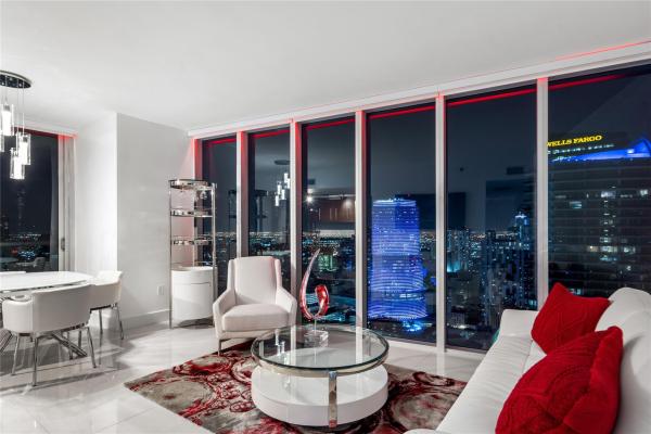 Icon Brickell Tower 3, 485 Brickell Ave #4704, Miami, Florida 33131, image 1