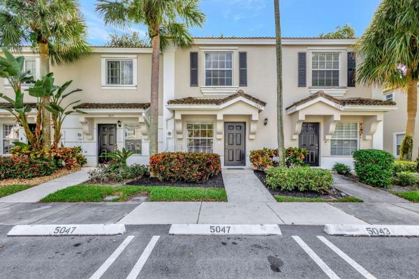 Palmbrooke Townhomes, 5047 Palmbrooke Cir #5047, West Palm Beach, Florida 33417, image 1