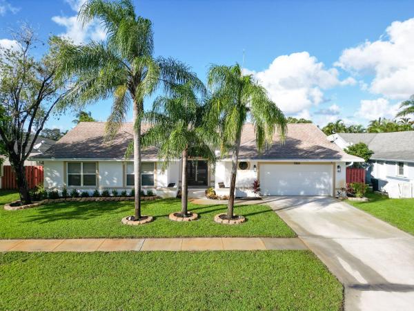 Sugar Pond Manor, 1860 Primrose Ln, Wellington, Florida 33414, image 1