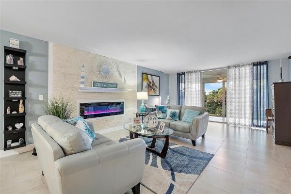 Palm-Aire Country Club 6, 3930 Oaks Clubhouse Dr #403, Pompano Beach, Florida 33069, image 1