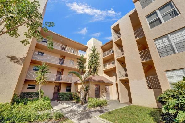 Live Oak Of Pine Island Ridge, 9440 Live Oak Pl #401, Davie, Florida 33324, image 1