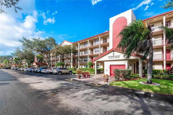 Cambridge At Century Village, 1101 SW 128th Ter #105C, Hollywood, Florida 33027, image 1