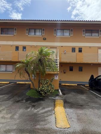 180 Royal Palm Rd #116, Hialeah Gardens, Florida 33016, image 1