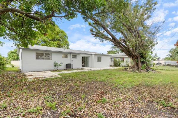 West Gate Estates, 3640 NW 44th Ave, Lauderdale Lakes, Florida 33319, image 2