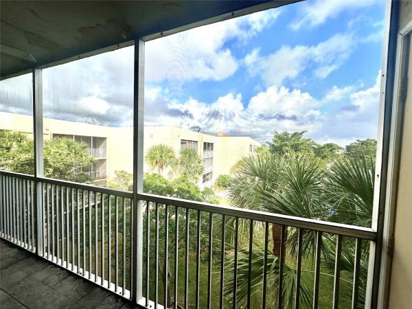 Cypress Chase North, 3161 NW 47th Ter #412, Lauderdale Lakes, Florida 33319, image 1
