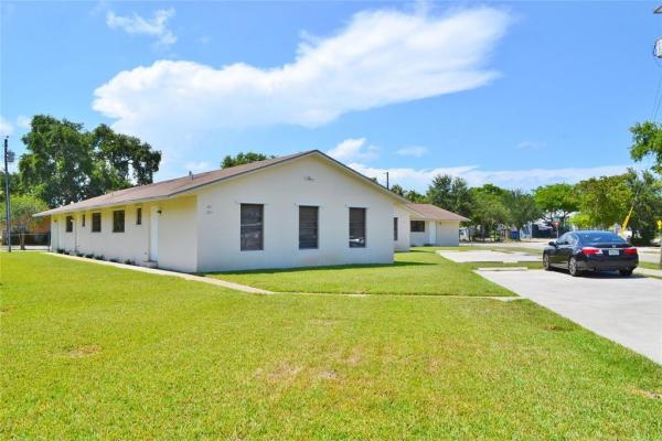 Hollywood Beach Gardens, 5907 N Tyler, Hollywood, Florida 33021, image 1
