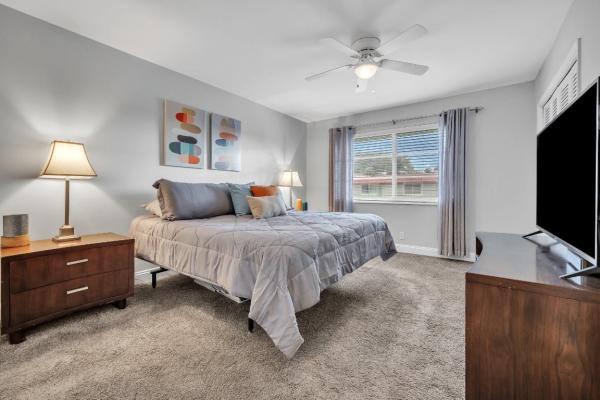 Manor Grove Village, 105 NE 20th Ct #2G, Wilton Manors, Florida 33305, image 1