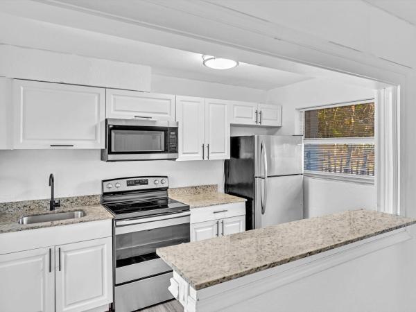 Washington Park Hallandale, 1601 S 57th Ave, Hollywood, Florida 33023, image 1