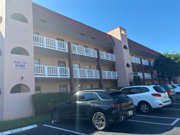 Sunrise Lakes 3, 9480 Sunrise Lakes Blvd #212, Sunrise, Florida 33322, image 1