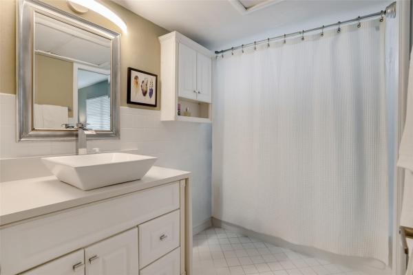 Manor Grove Village, 48 NE 20th Ct #10C, Wilton Manors, Florida 33305, image 1